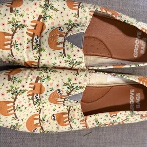 Groove Women's Flats with Sloth Print - Cream and Brown